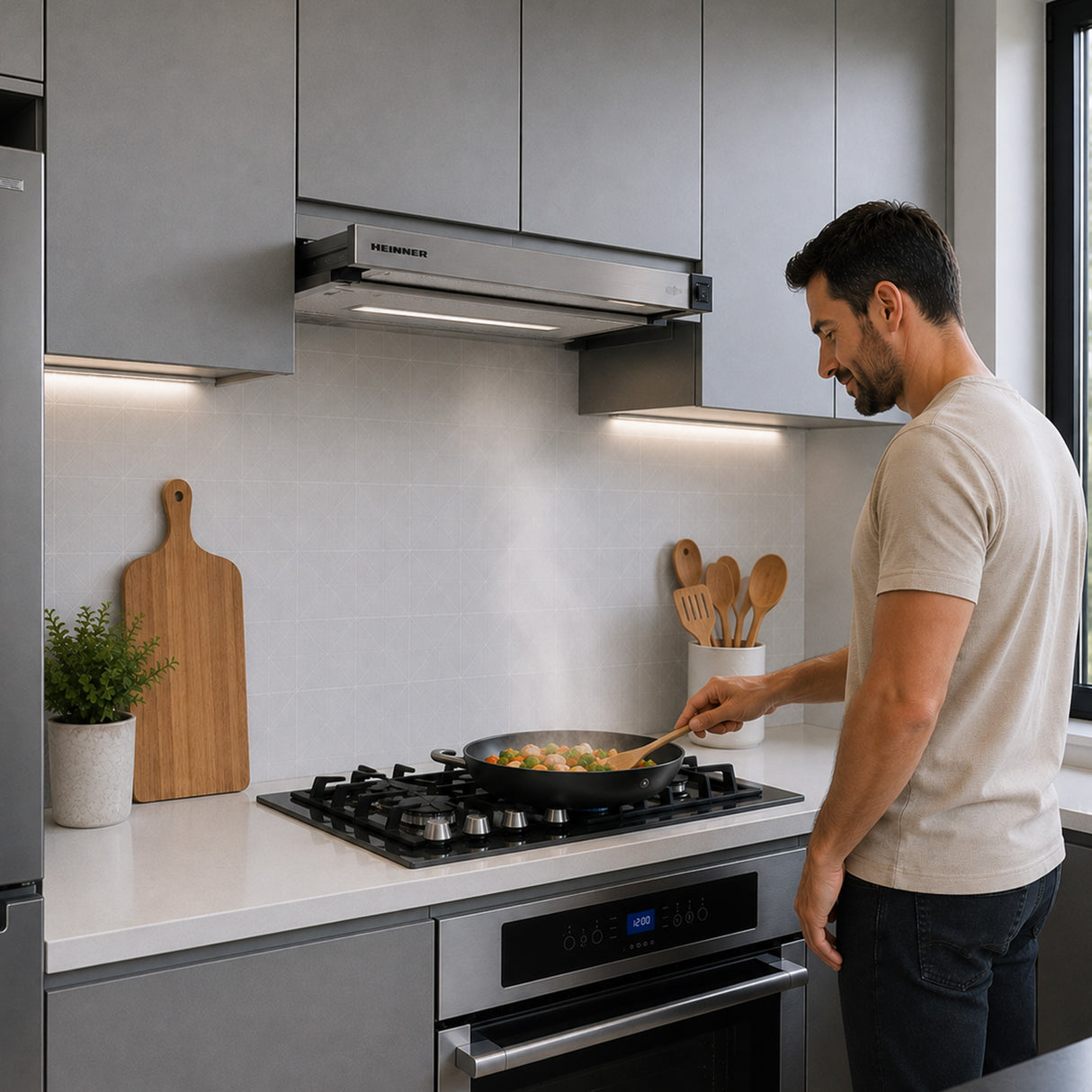 Hotte Heinner HTCH-F400IX – classe énergétique B – inox