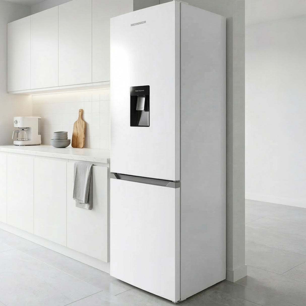 Heinner HC‑HM260INVWDD Koel-vriescombinatie 260 L – Waterdispenser