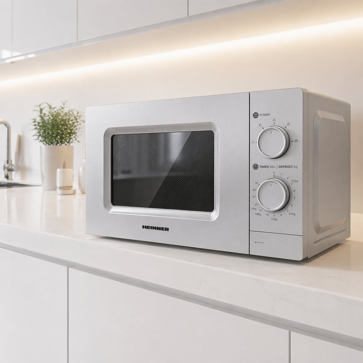 Micro-ondes Heinner HMW-MD20MSL – pose libre – 20 litres – 700W – argent