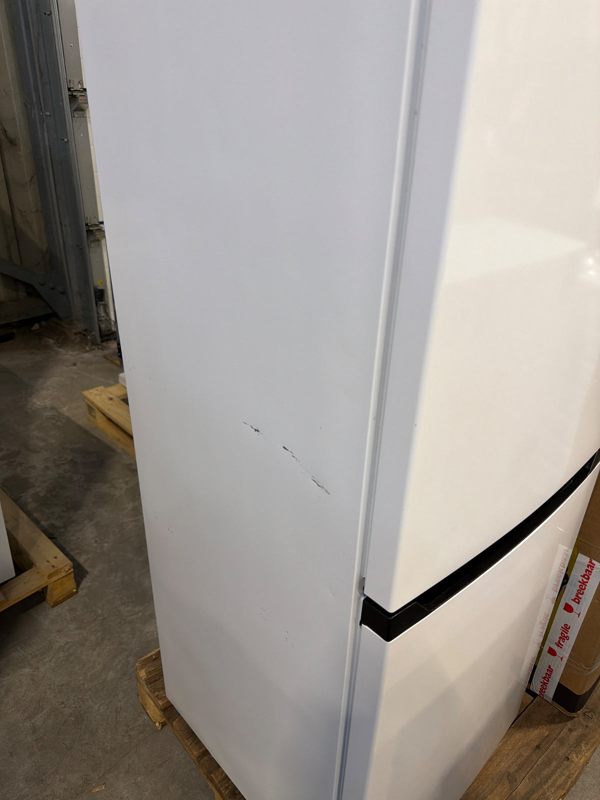 Heinner HC-HM262E++ Réfrigérateur-congélateur 262 L – Éclairage LED — Outlet – image 3