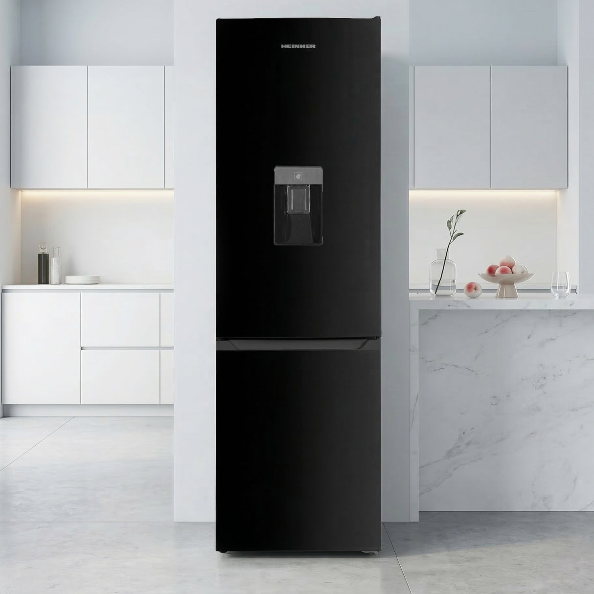 Heinner HC‑HM260BKWDE++ Koel-vriescombinatie 260 L – Waterdispenser