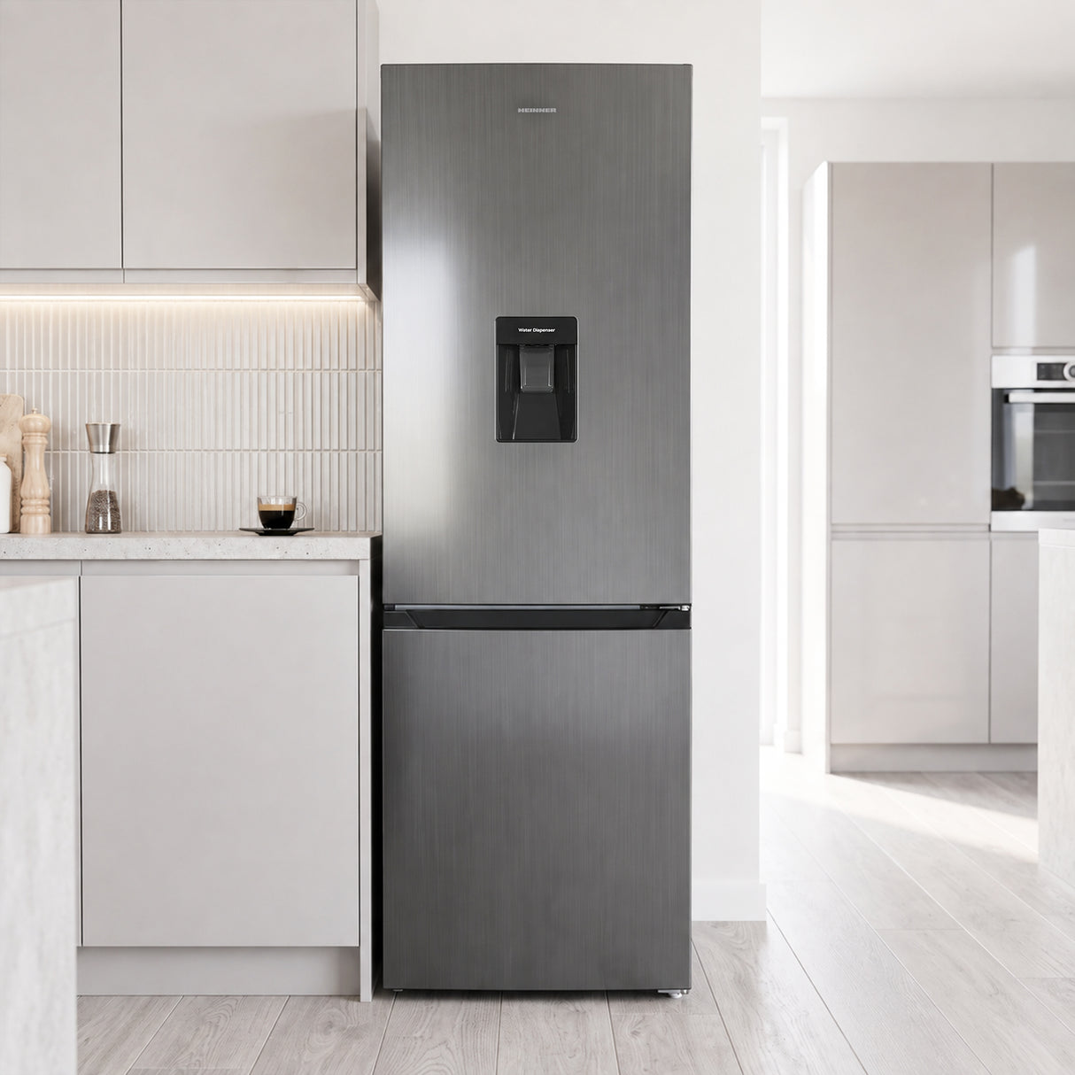 Frigo congélateur Heinner HCNF-HM291INVXWDD – 291 L – Total No Frost – compresseur inverter – Classe énergétique D – Thermostat réglable – Éclairage LED – inox – 185 cm – 5 ans de garantie