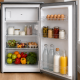 Frigo table top avec compartiment congélateur Heinner HF-HM109SE++ – 109 L – Classe énergétique E – Thermostat réglable – Éclairage LED – Porte réversible – Argent – 5 Ans de garantie