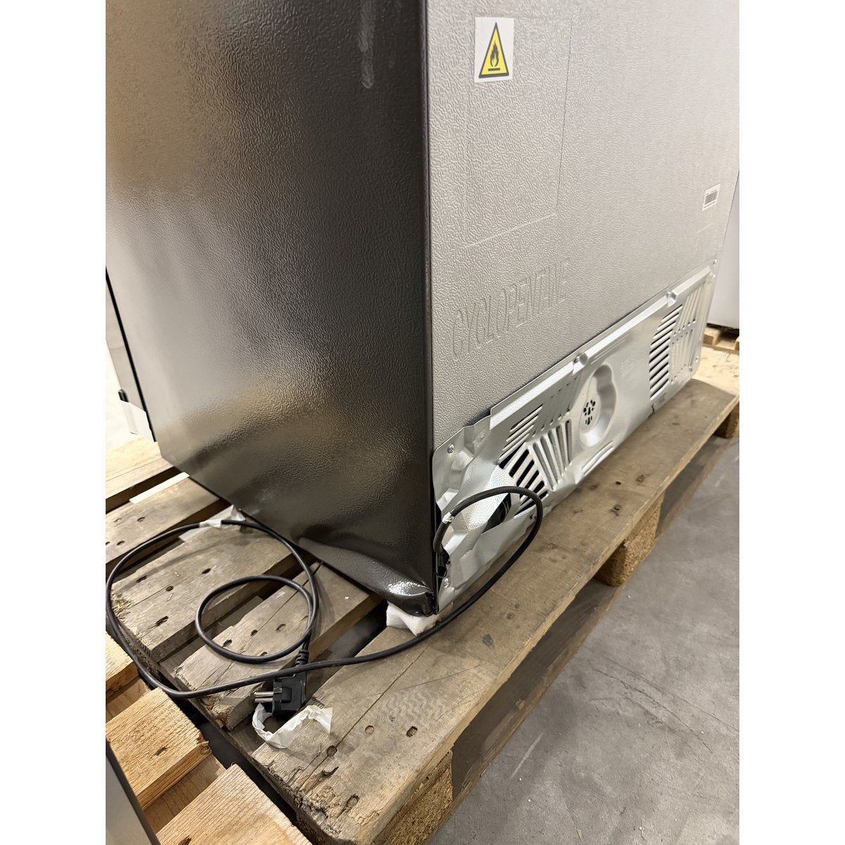 Heinner HCFD-M516INVHGBKE French Door Amerikaanse koelkast – 516 L – No Frost – zwart — Outlet – image 2