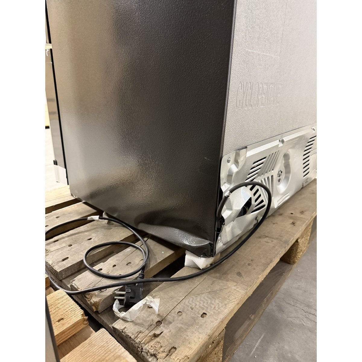 Heinner HCFD-M516INVHGBKE French Door Amerikaanse koelkast – 516 L – No Frost – zwart — Outlet – image 3